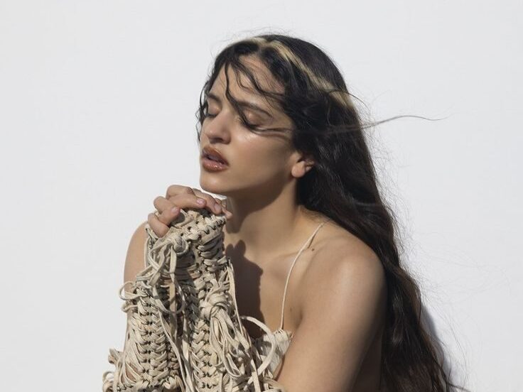 Imagen promocional de LUX